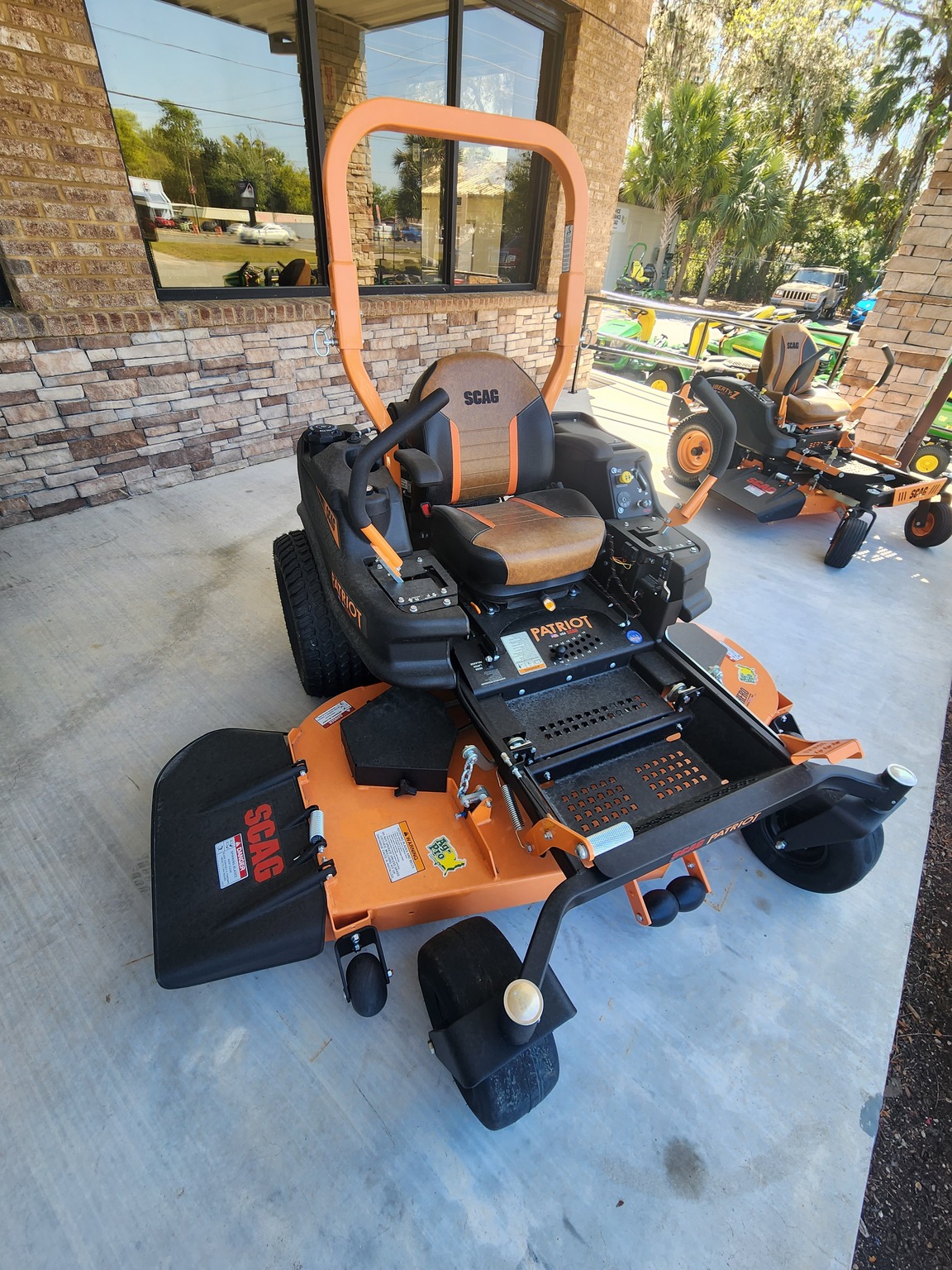 2022 Scag SPZ61H-23FX Image 3