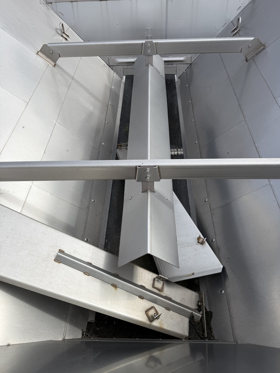 2016 New Leader NL300G4-11 Image 6