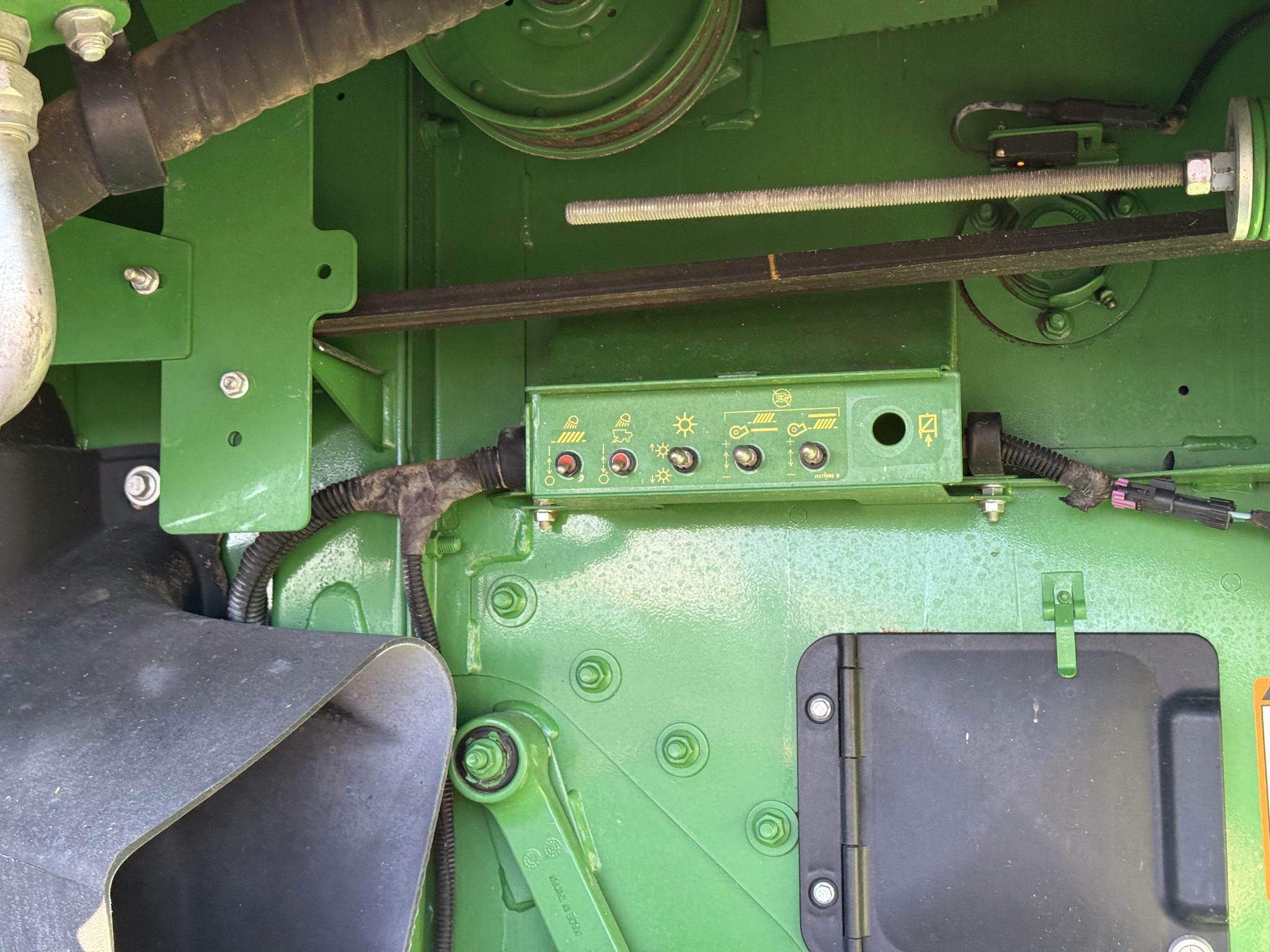 2020 John Deere S780 Image 40