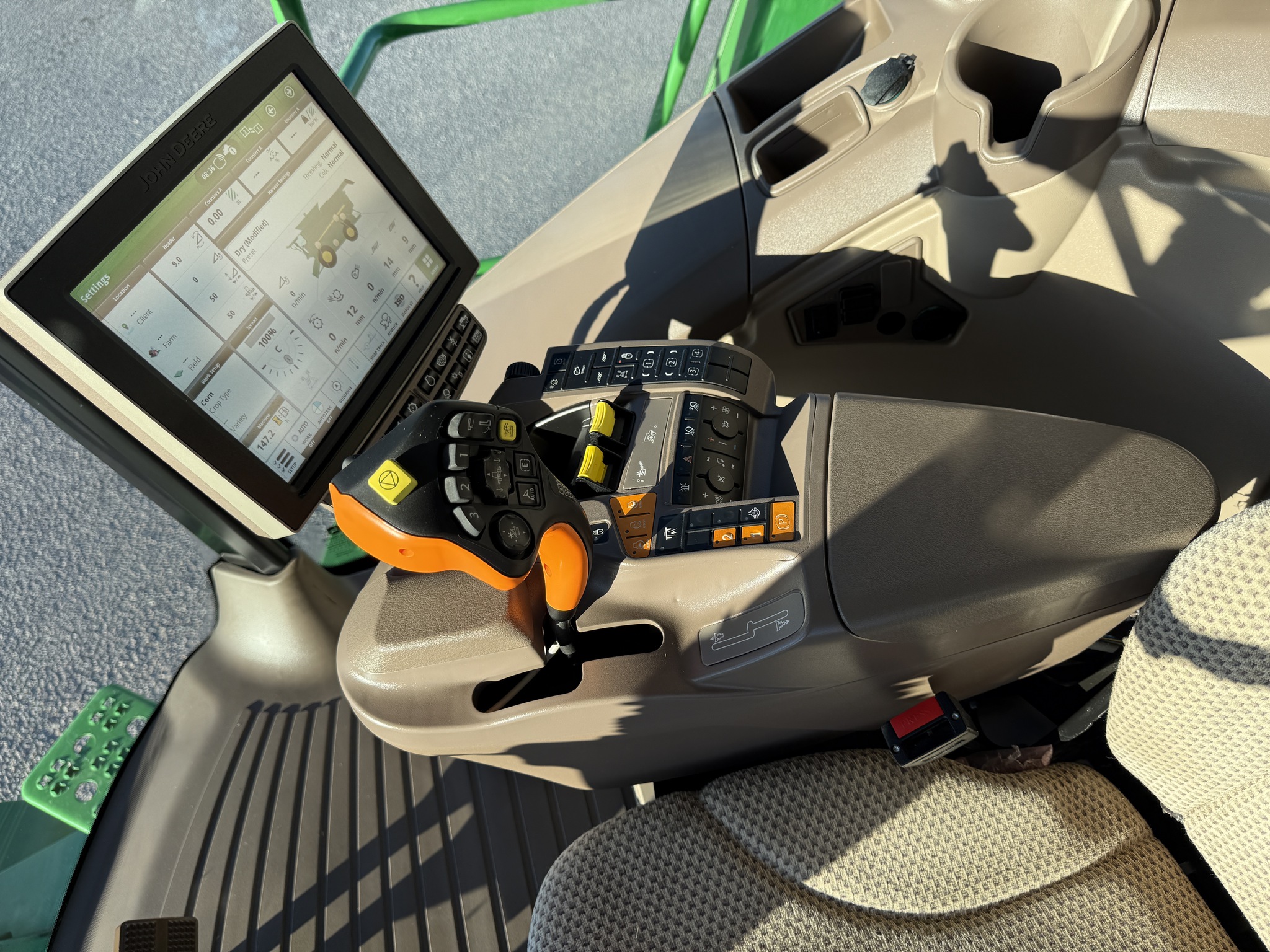 2020 John Deere S780 Image 14