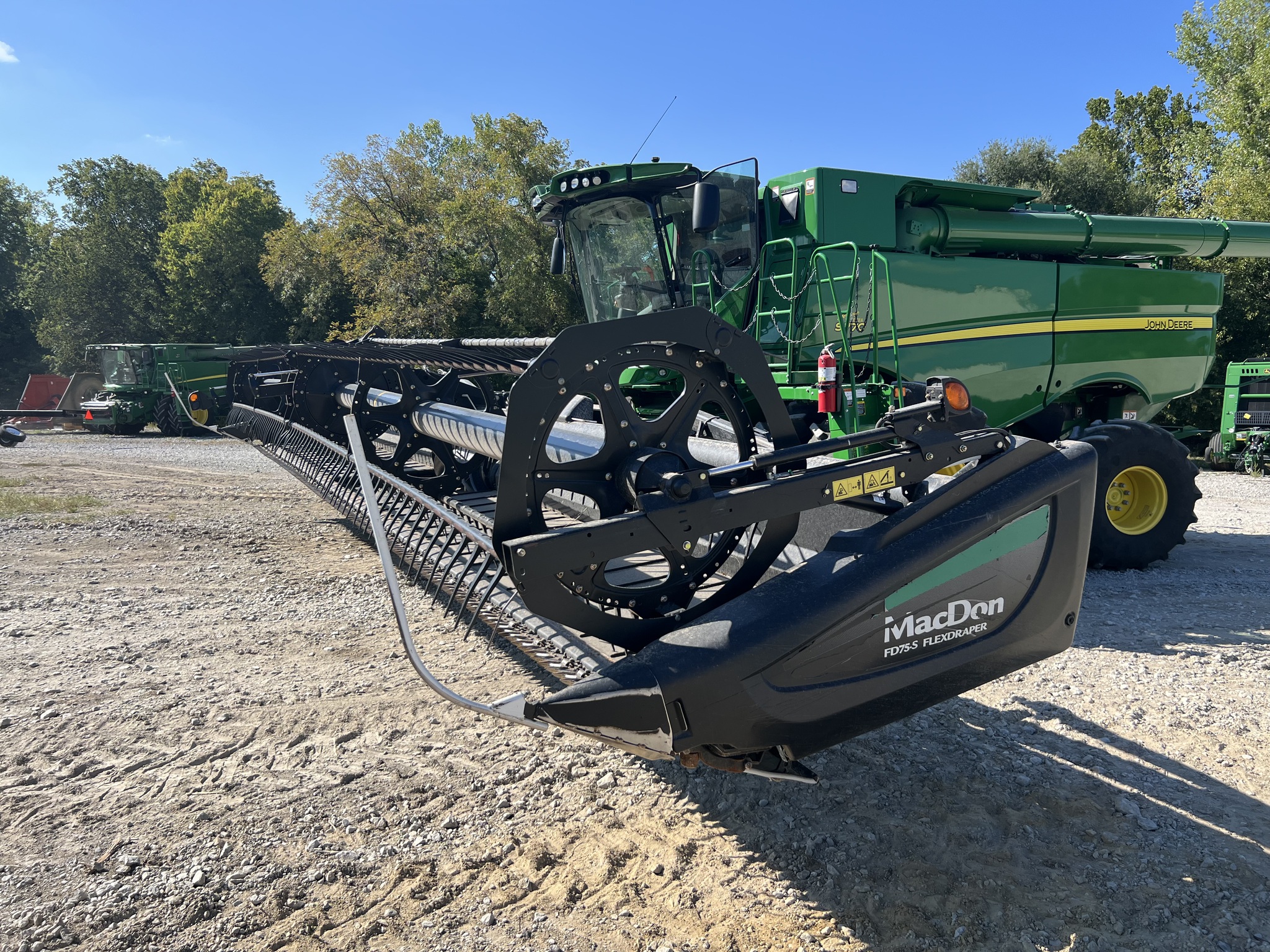  2015 MacDon FD75-40 at Heritage Tractor in Baldwin City, KS