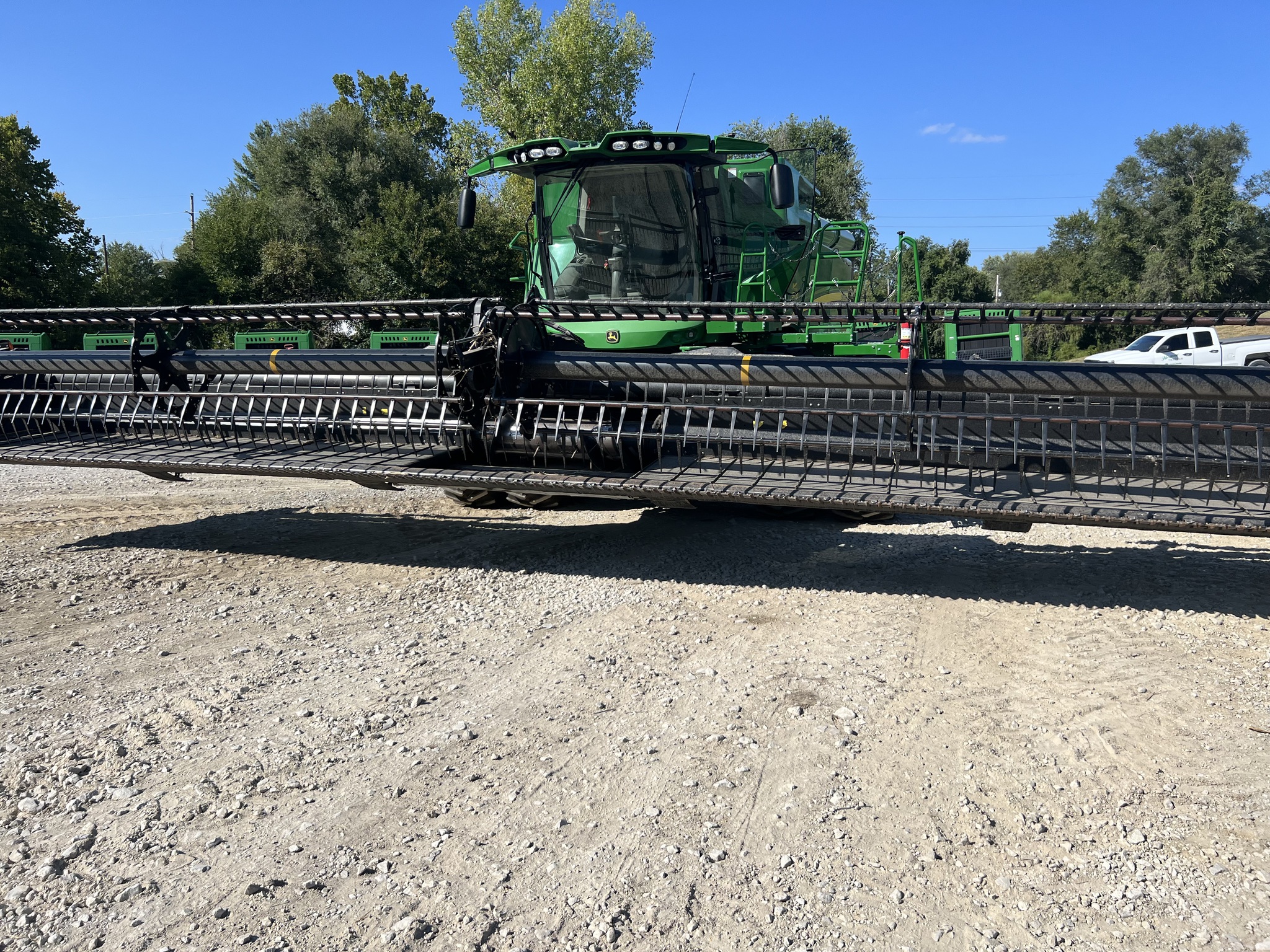  2015 MacDon FD75-40 at Heritage Tractor in Baldwin City, KS