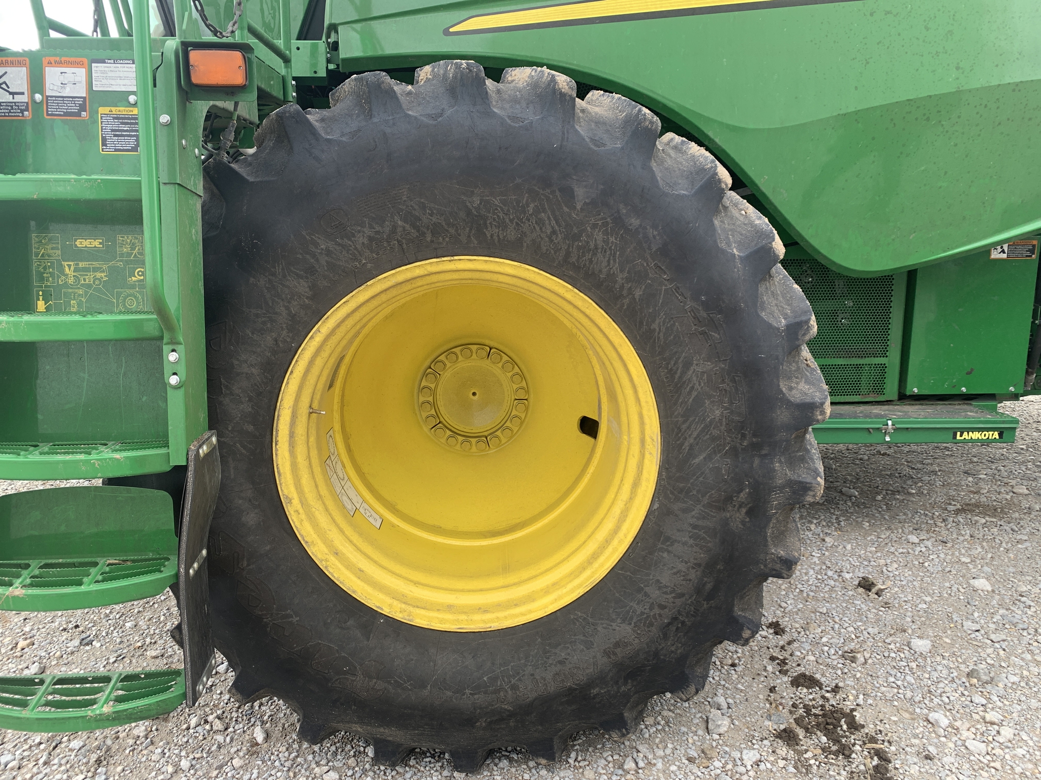 Used 2020 John Deere S780 Combines at Koenig Equipment in Greenfield, IN - PhotoXL32