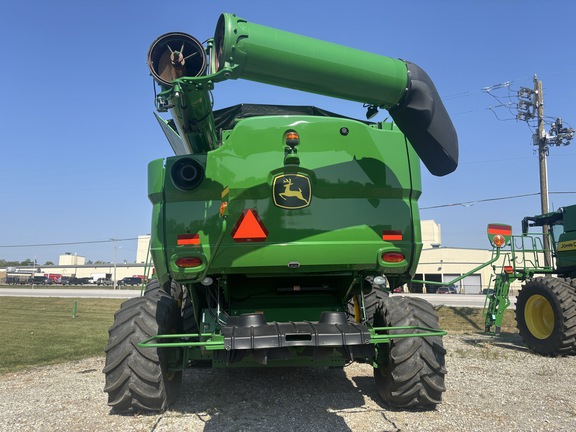 Used 2020 John Deere S780 Combines at Koenig Equipment in Greenfield, IN - Photo3