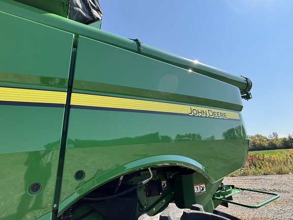 Used 2020 John Deere S780 Combines at Koenig Equipment in Greenfield, IN - Photo12