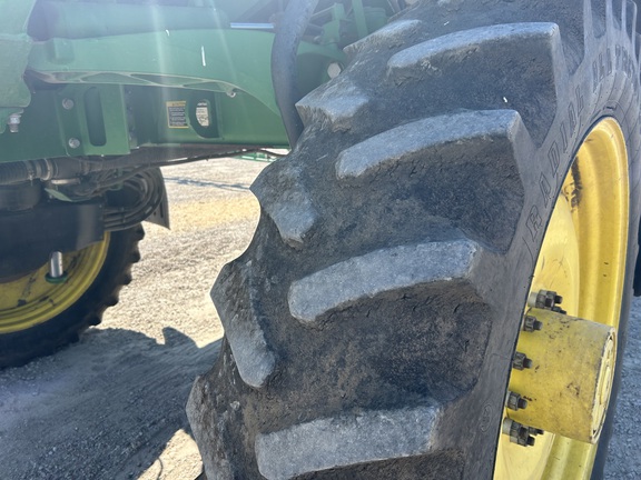 2016 John Deere R4038 (21st thumbnail)