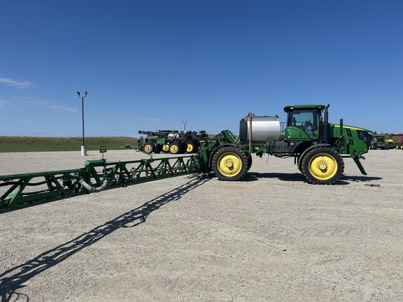 2016 John Deere R4038 (4th thumbnail)