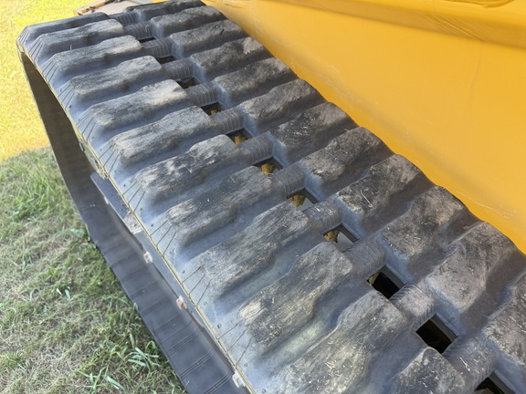 2023 John Deere 333G - Photo11