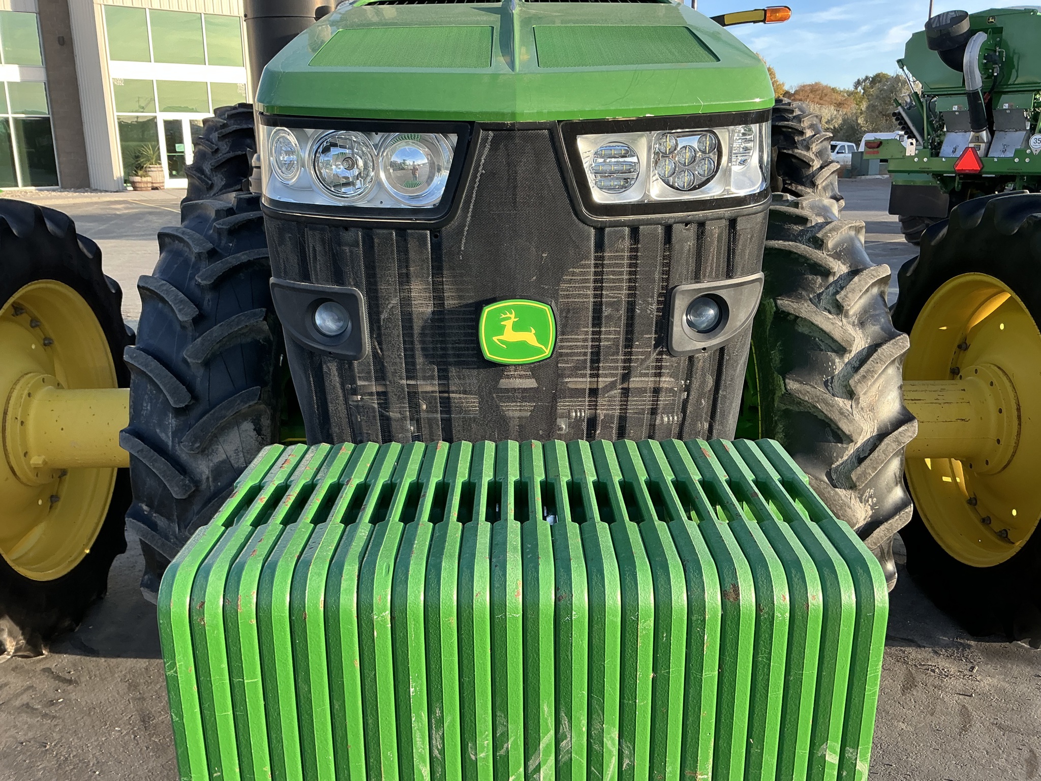 2018 John Deere 8320R Image 15