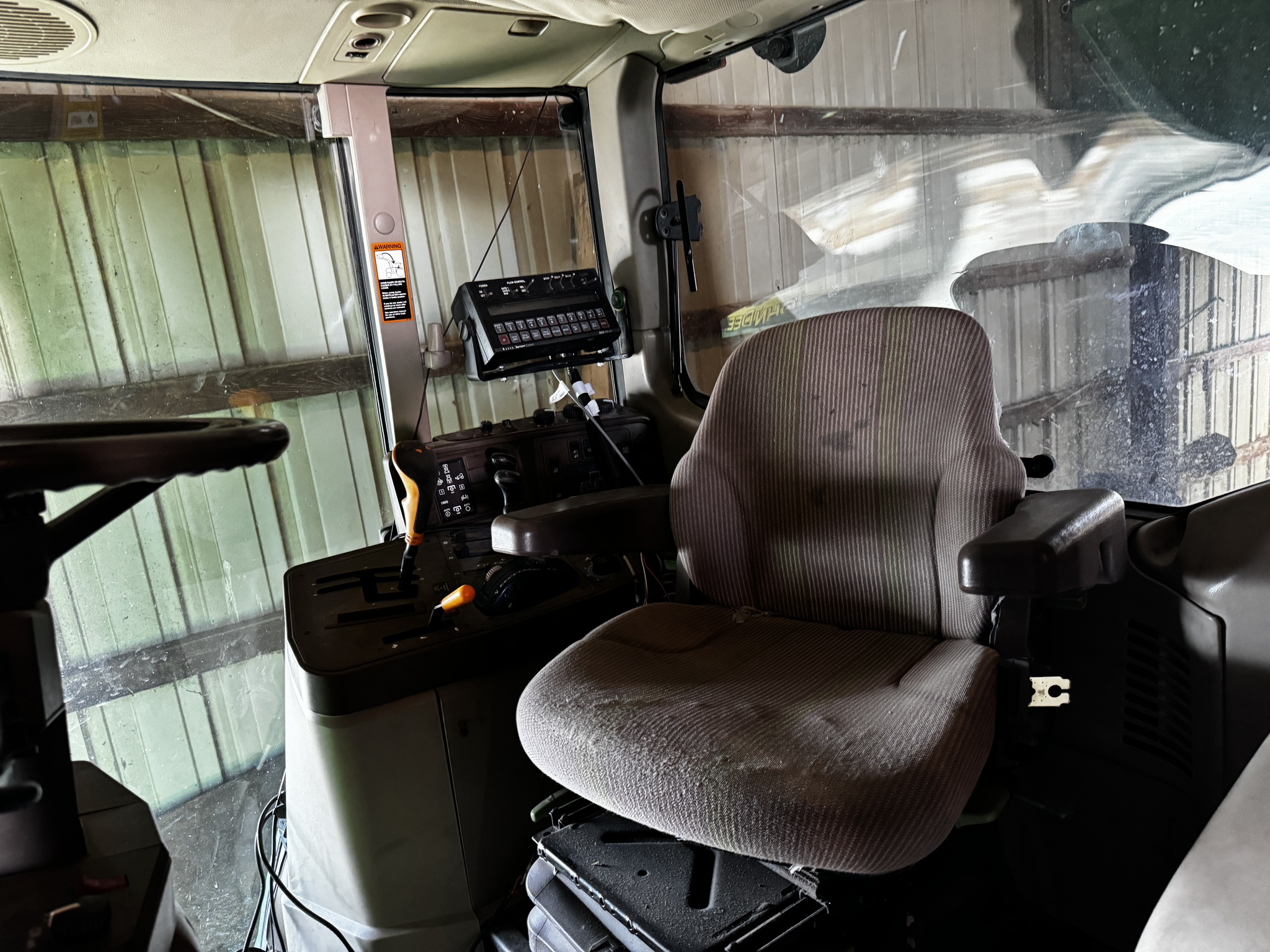 2004 John Deere 7420 Image 3