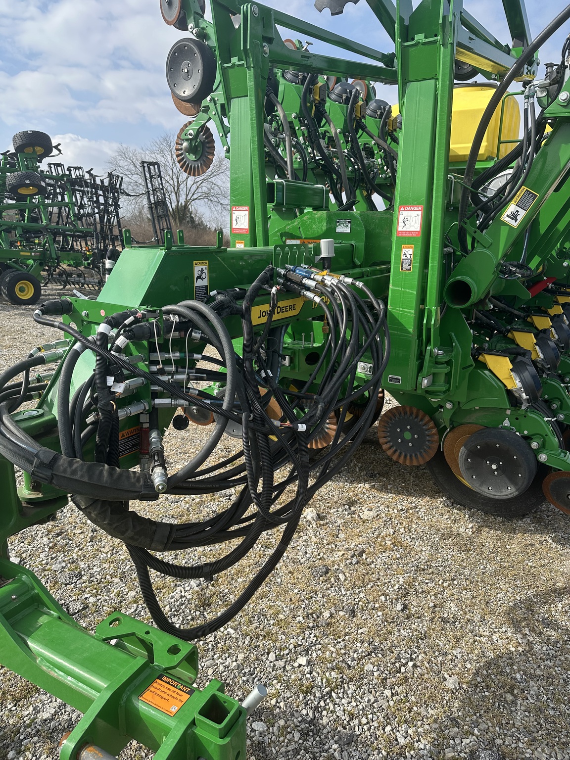 2023 John Deere 1795 Image 18