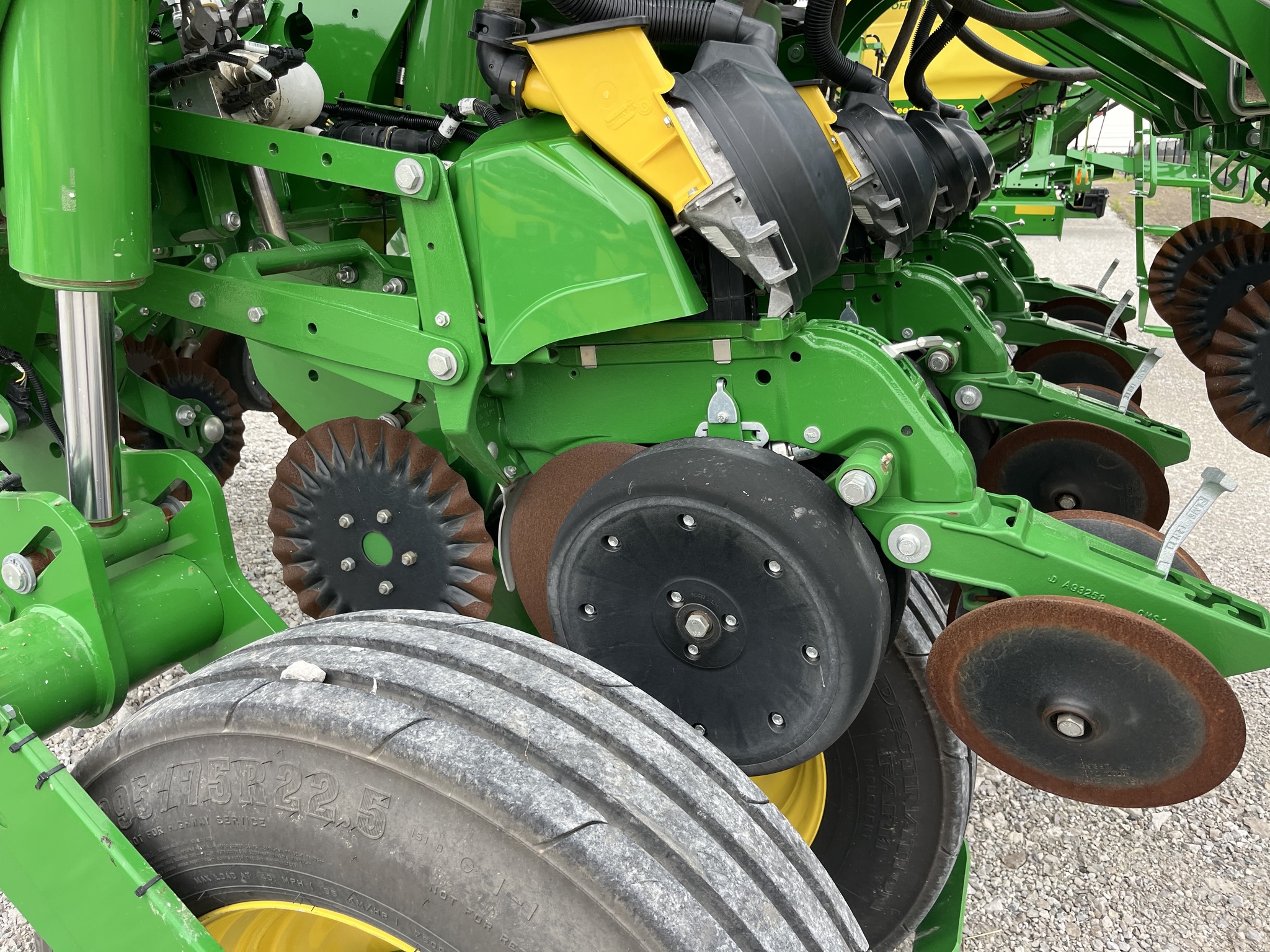 2023 John Deere 1795 Image 8