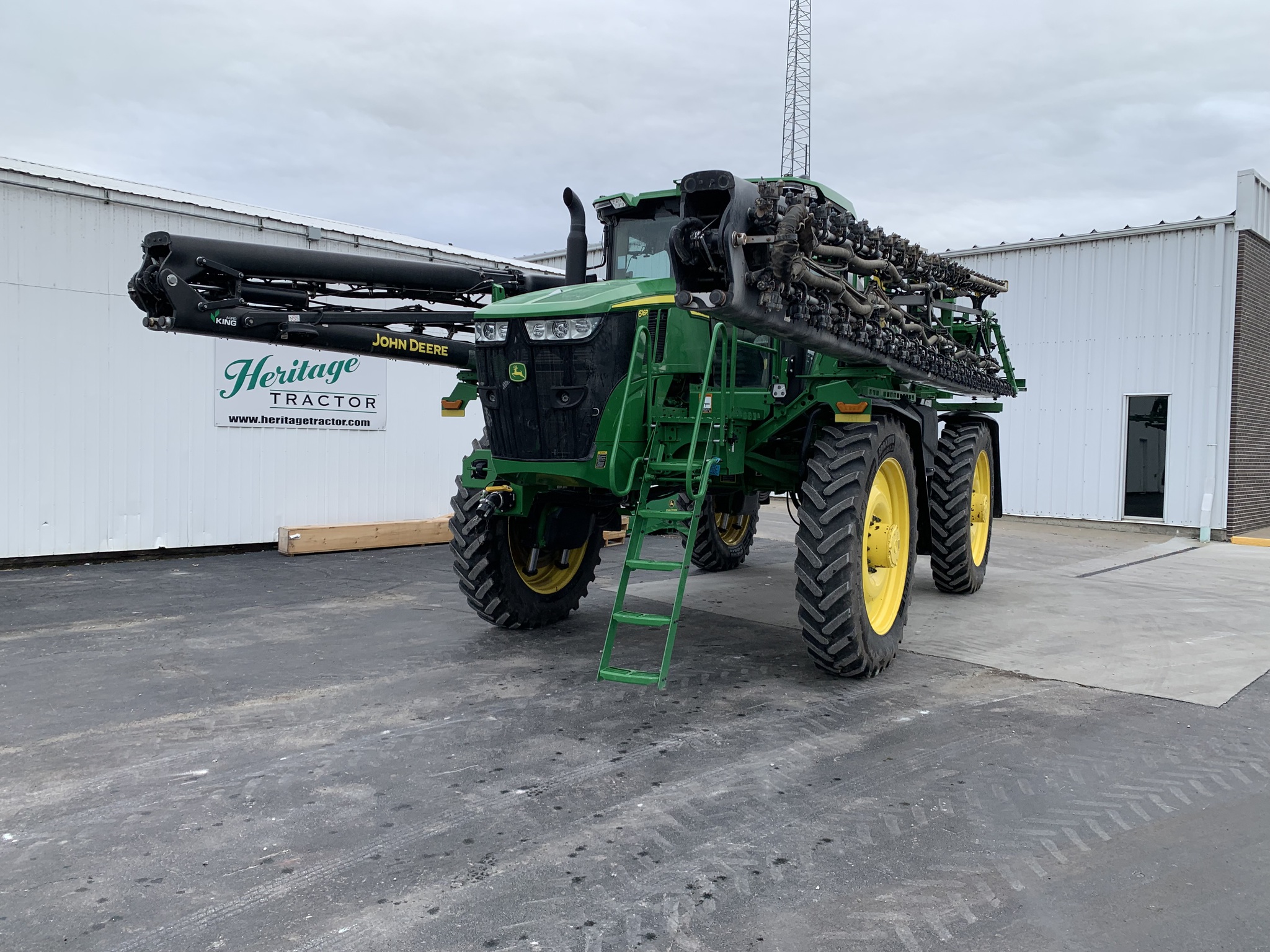  2022 John Deere 616R at Heritage Tractor in Lamar, MO