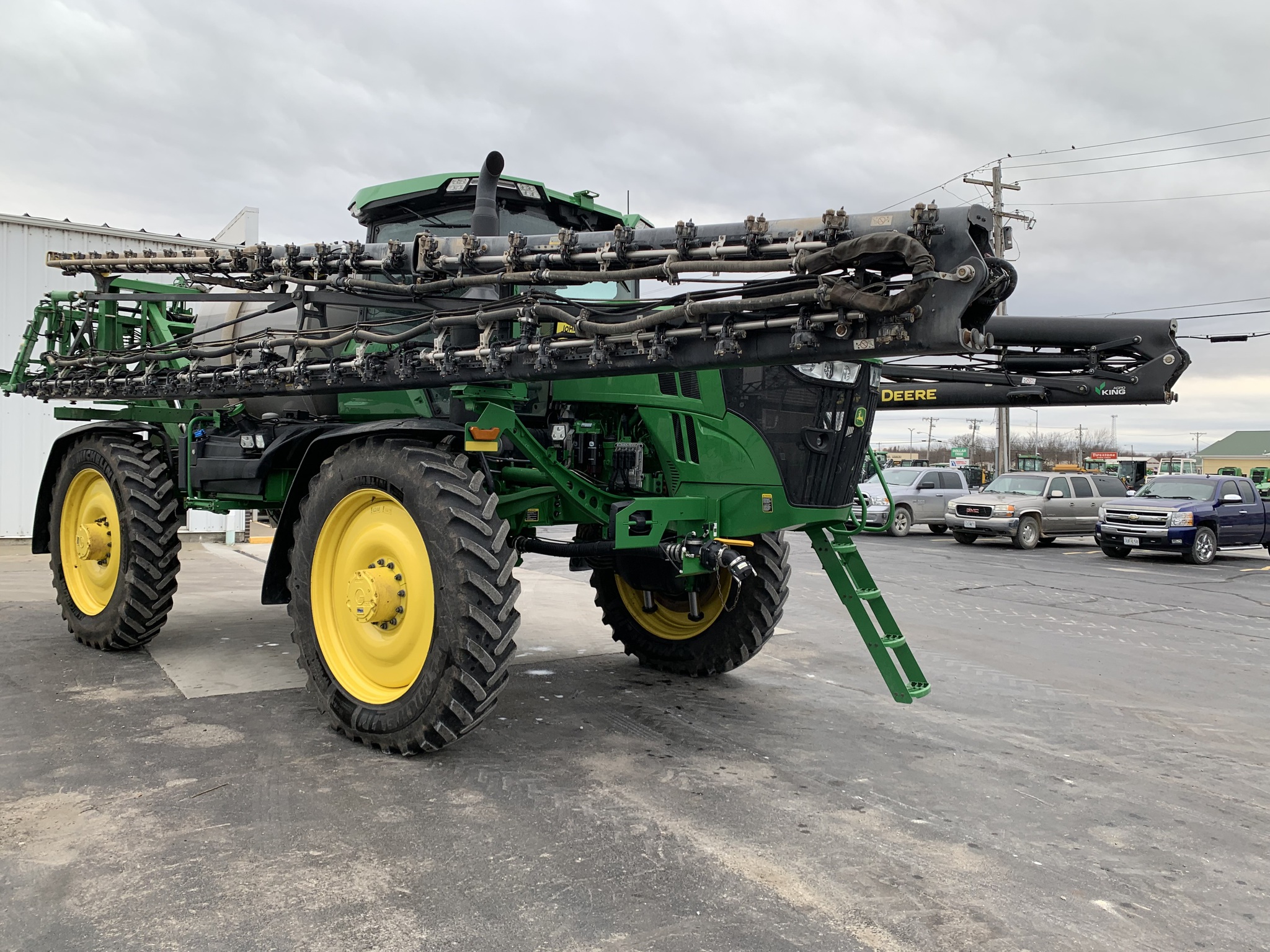  2022 John Deere 616R at Heritage Tractor in Lamar, MO