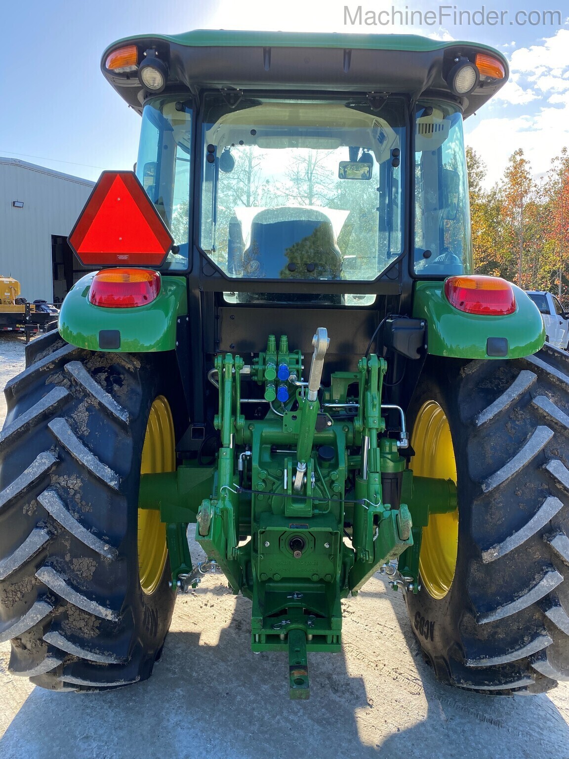 2024 John Deere 6135E Image 6