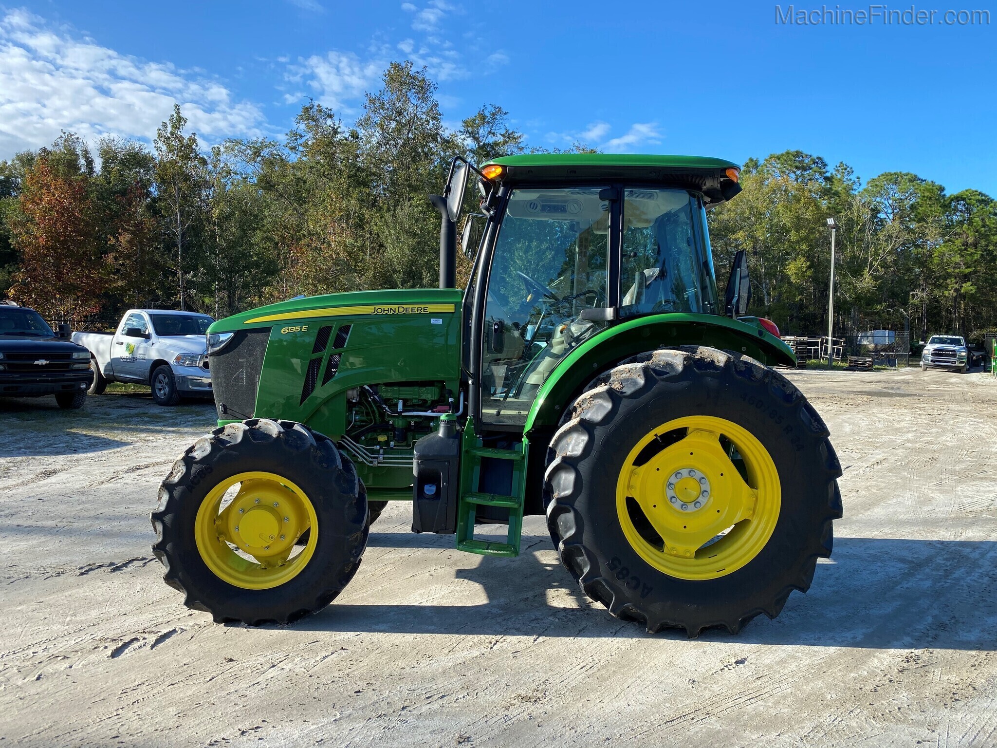 2024 John Deere 6135E Image 1