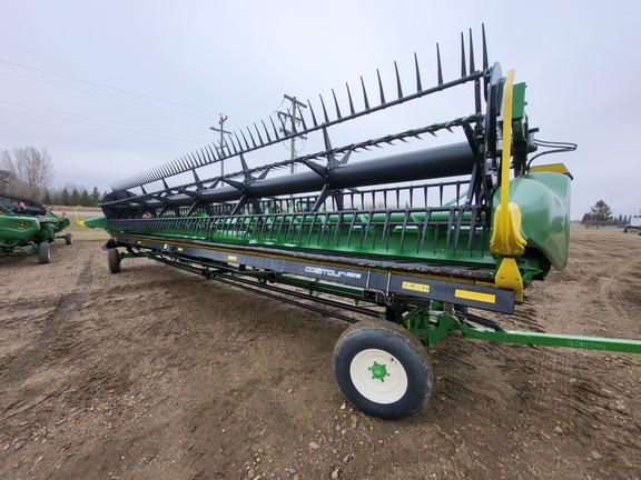 Used 2021 John Deere RD35F Combine Platforms at Horizon Ag & Turf in St. Paul, AB - Photo10