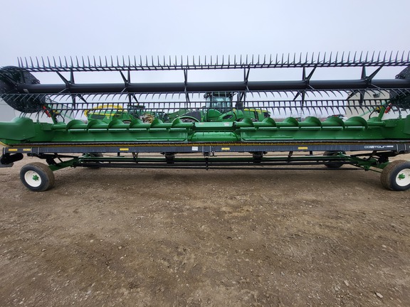 Used 2021 John Deere RD35F Combine Platforms at Horizon Ag & Turf in St. Paul, AB - Photo8