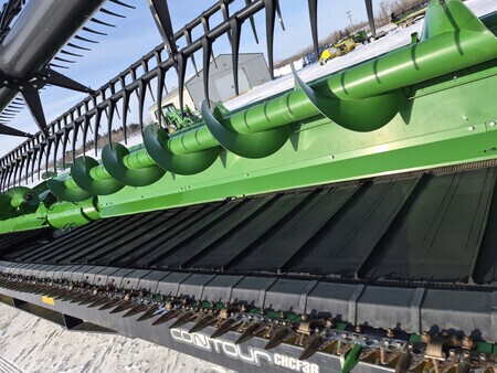 Used 2021 John Deere RD35F Combine Platforms at Horizon Ag & Turf in St. Paul, AB - Photo33