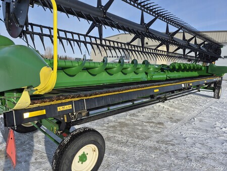 Used 2021 John Deere RD35F Combine Platforms at Horizon Ag & Turf in St. Paul, AB - Photo35
