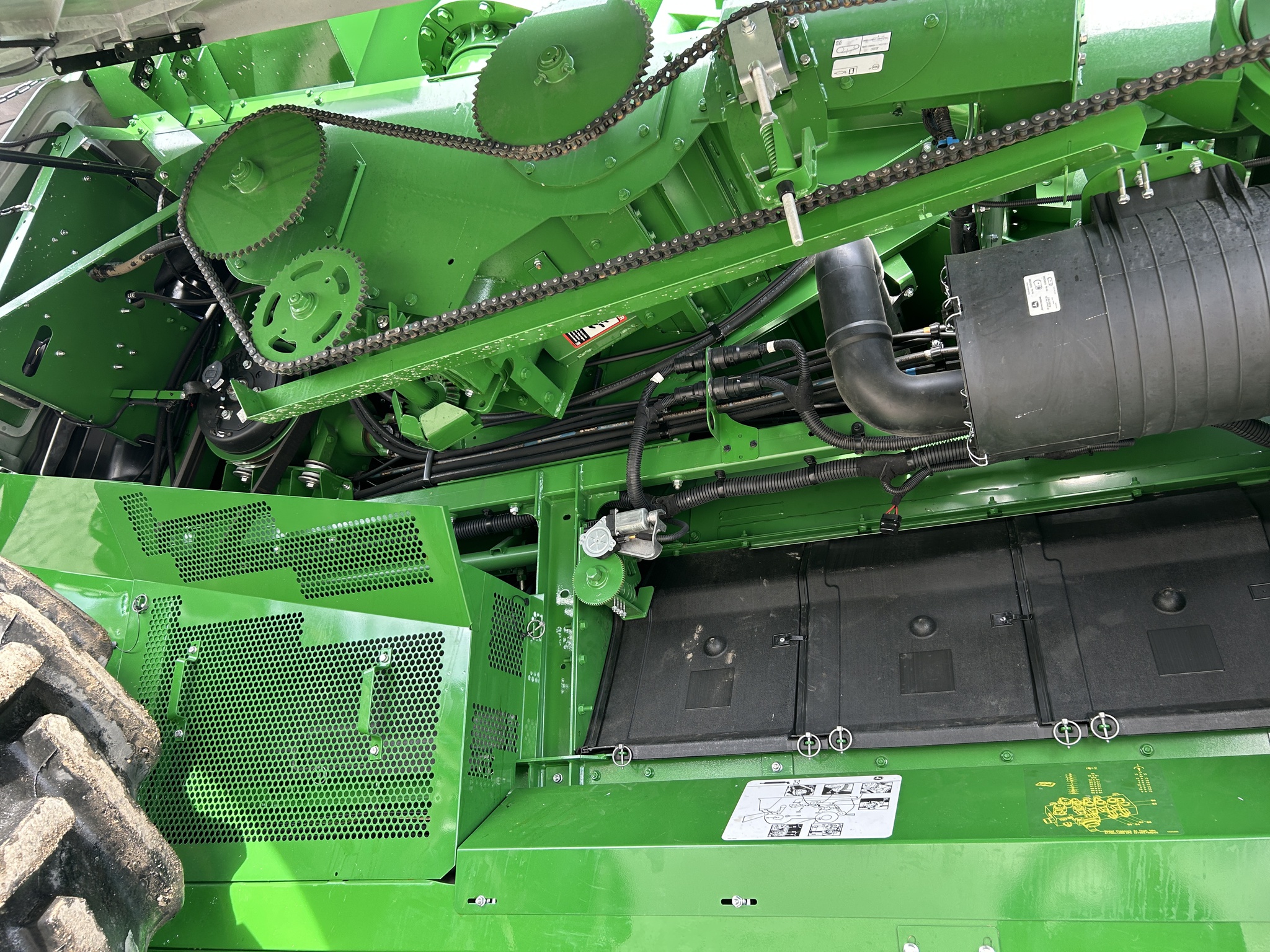  2023 John Deere S760 at Heritage Tractor in Baldwin City, KS