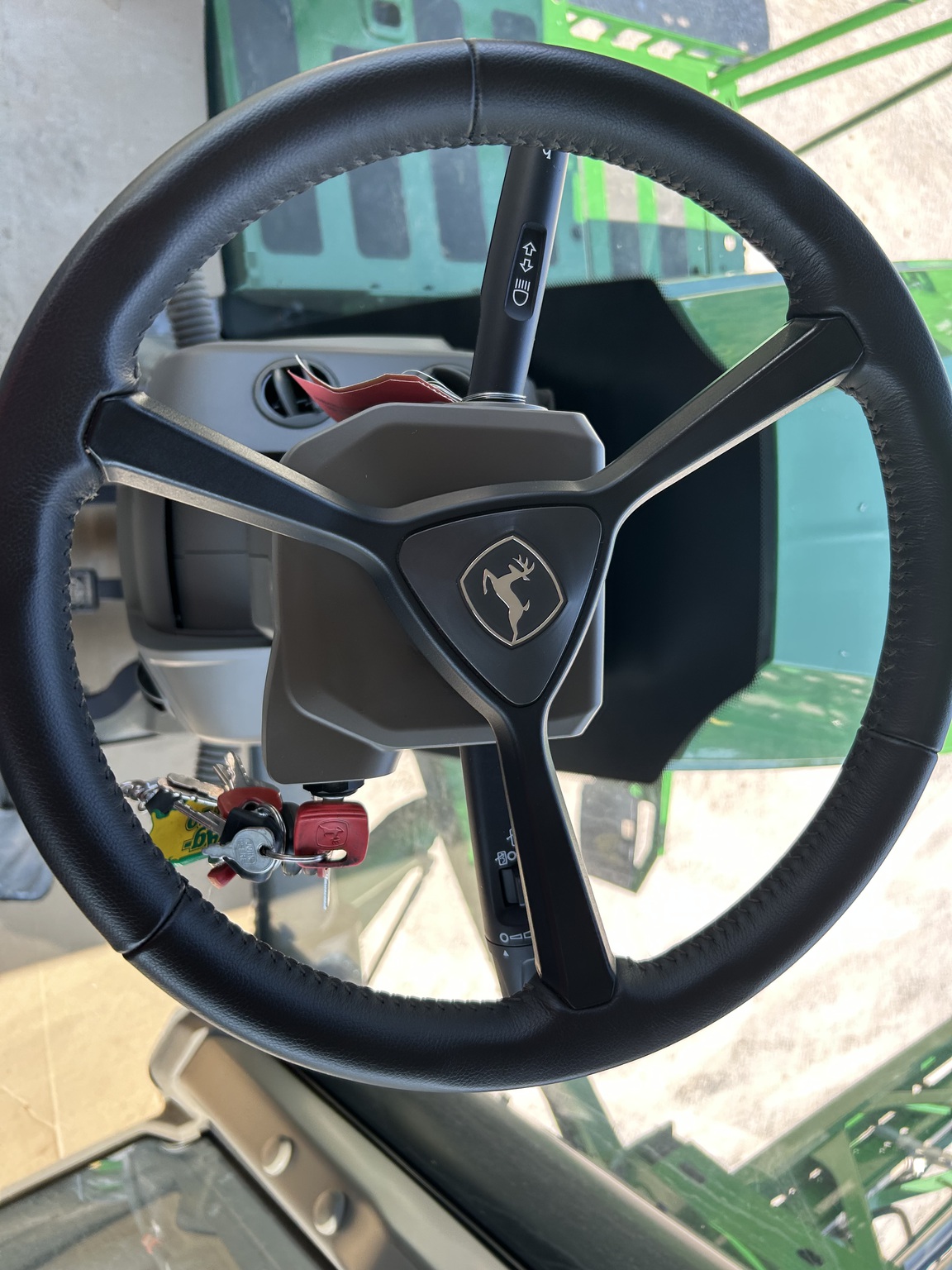 2022 John Deere 412R Image 21