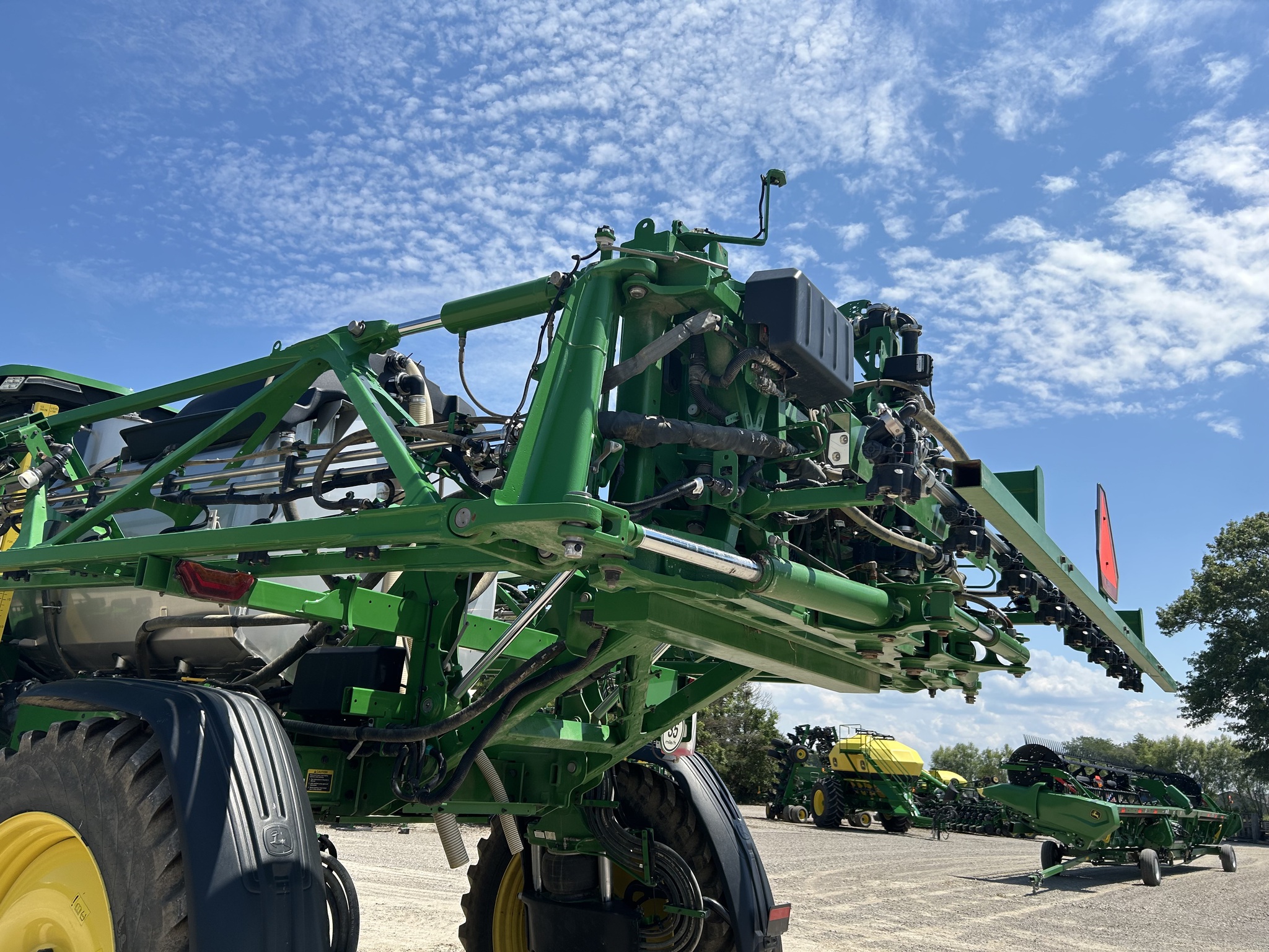 2022 John Deere 412R Image 14