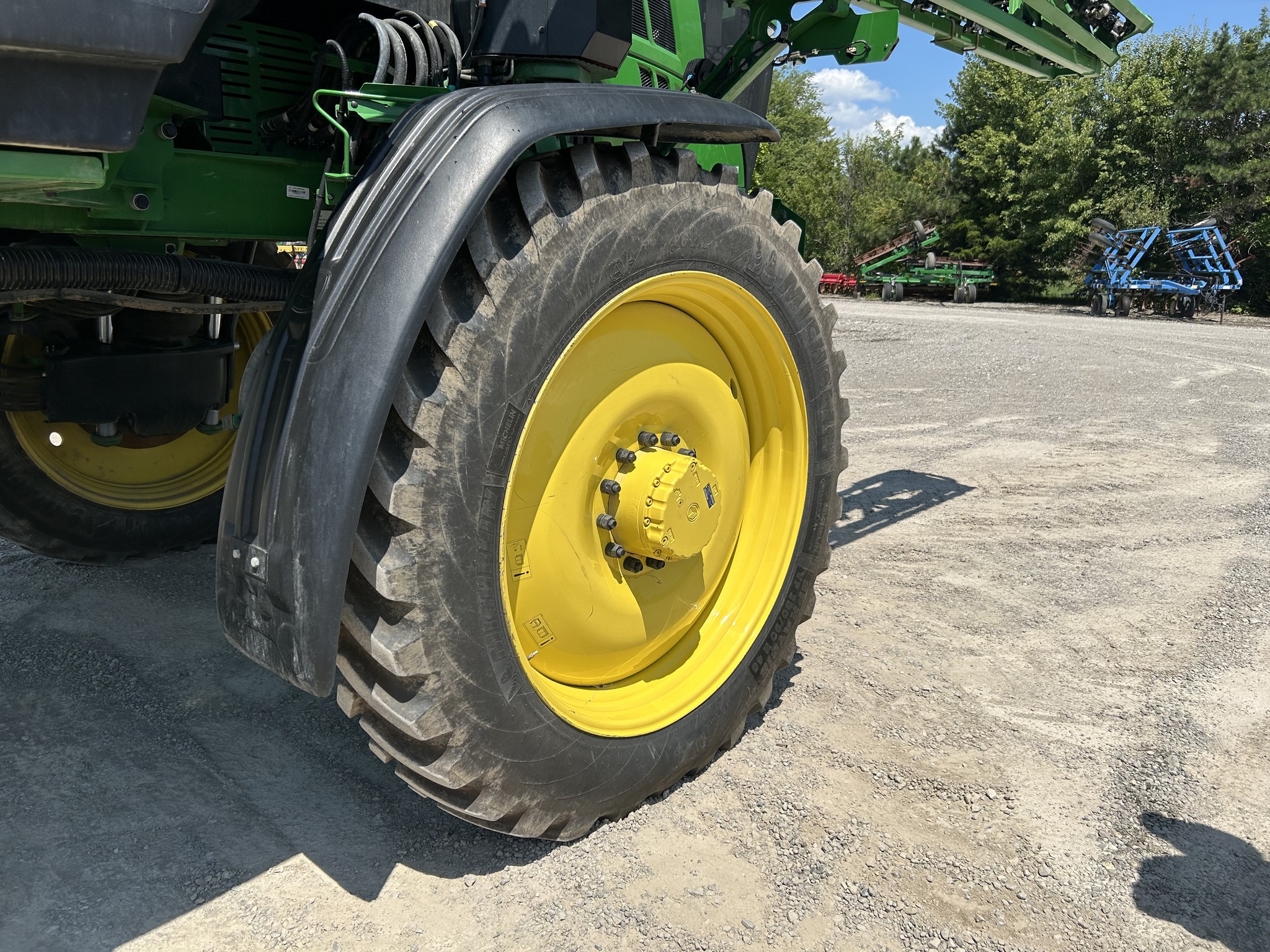 2022 John Deere 412R Image 18