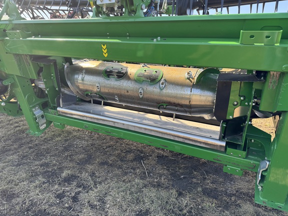 Used 2023 John Deere HD45R Combine Platforms at Horizon Ag & Turf in Warburg, AB - Photo8