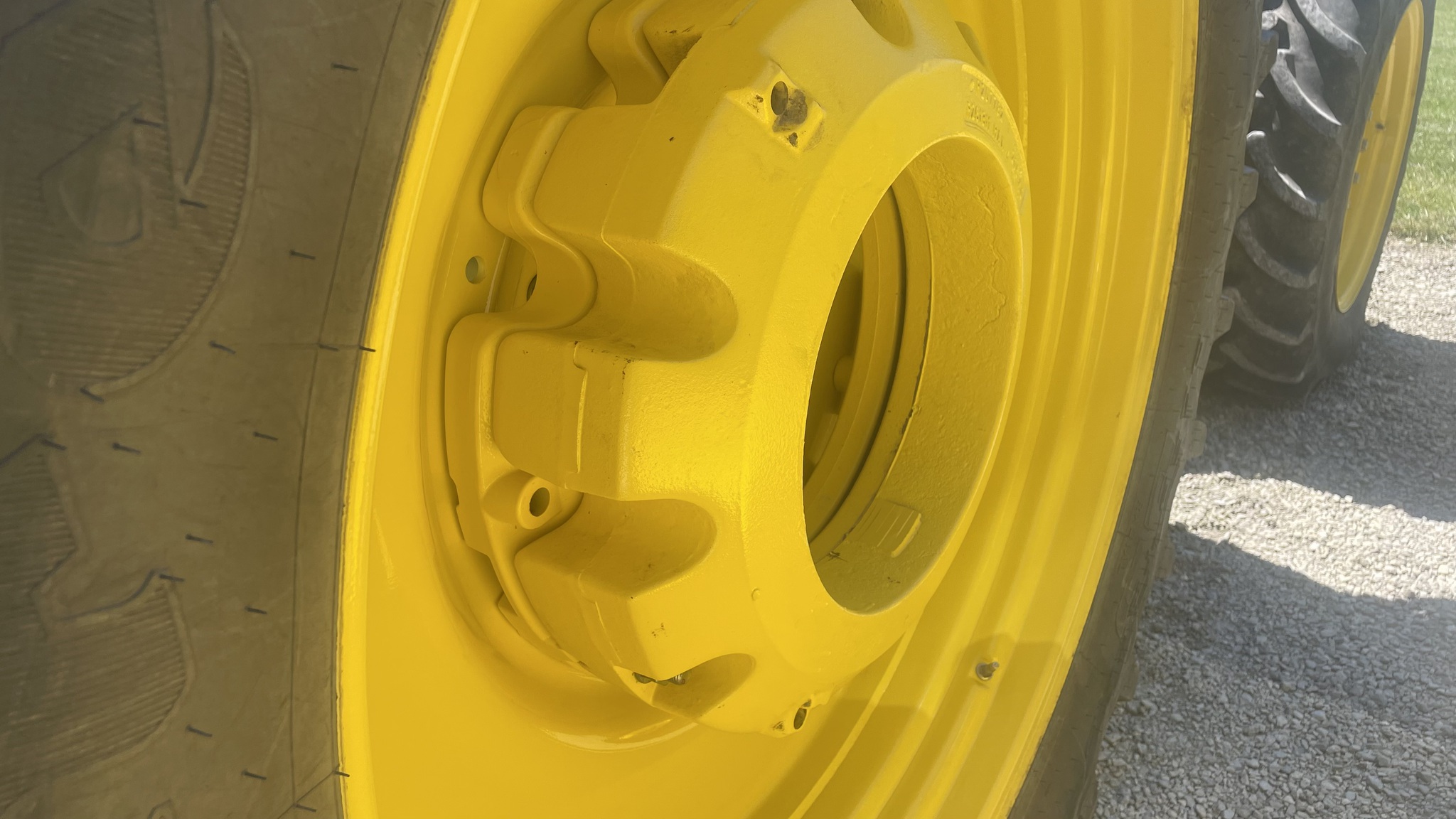 2023 John Deere 8R 340 Image 15