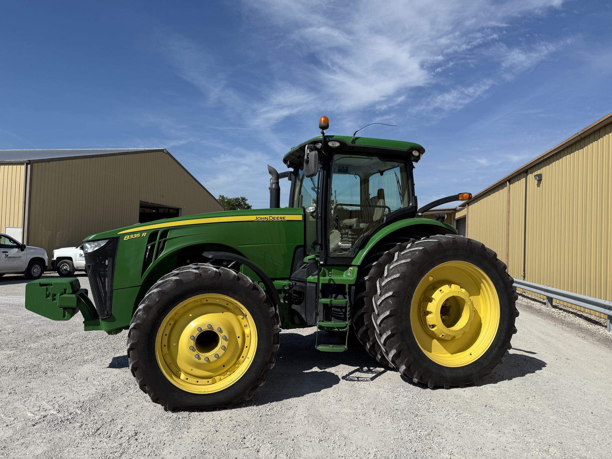 2012 John Deere 8335R Image 7