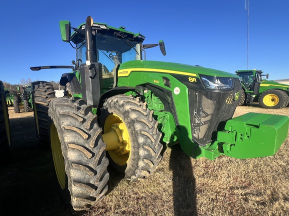 2023 John Deere 8R 340 Photo 1
