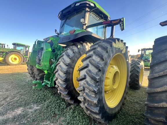 2023 John Deere 8R 340 Photo 6