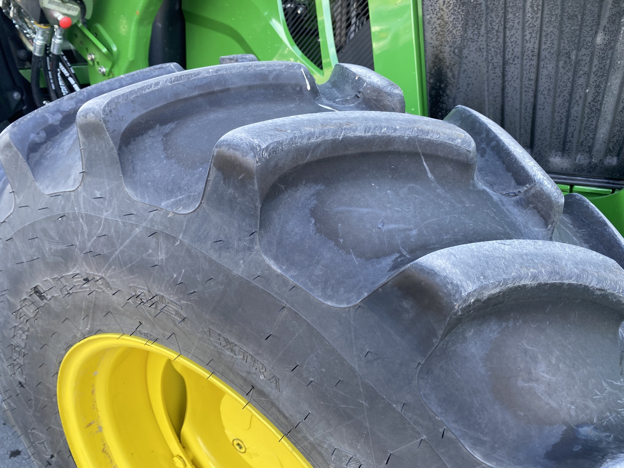 2024 John Deere 6120M Image 25