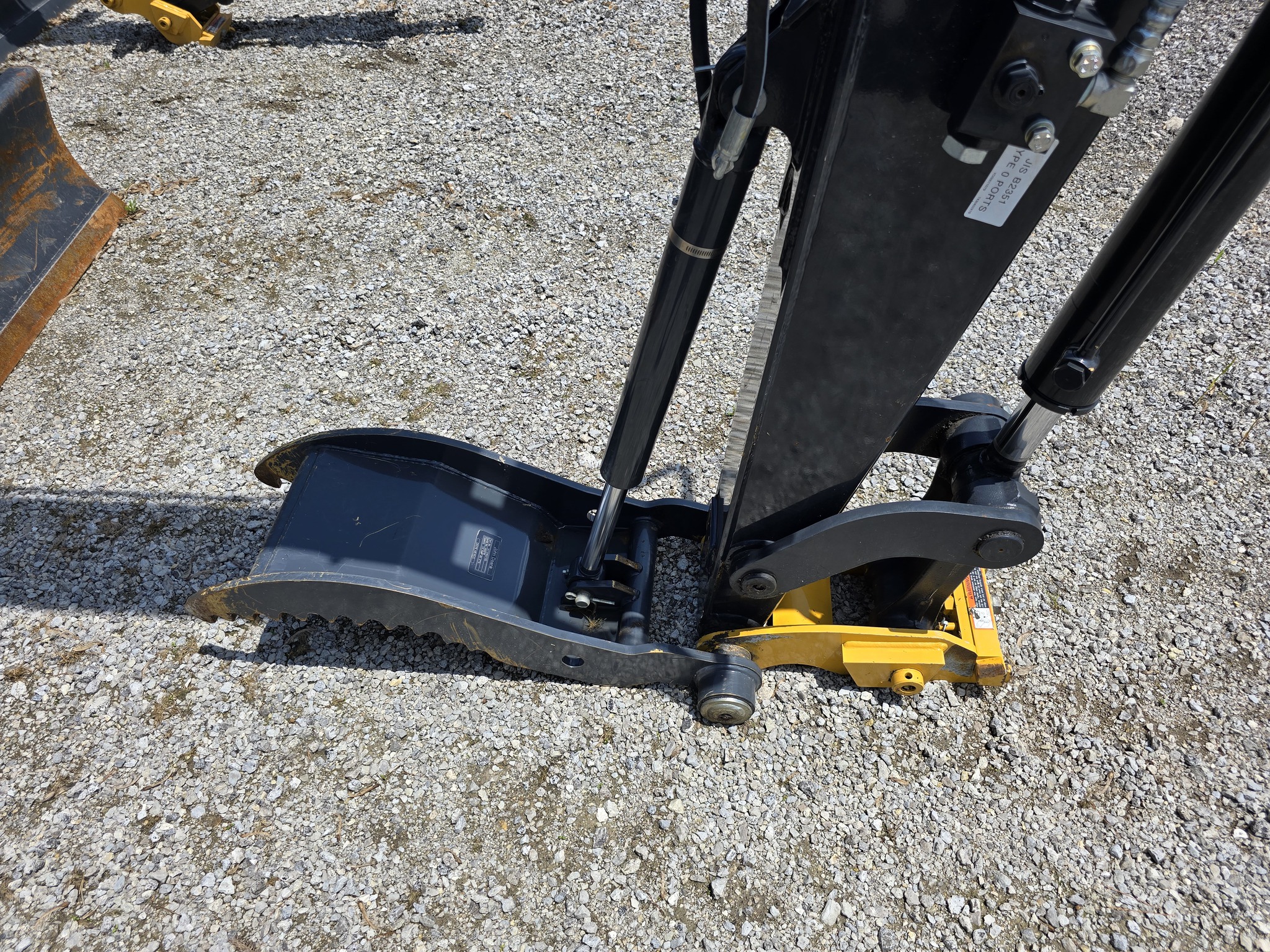 2023 John Deere 60G Image 6