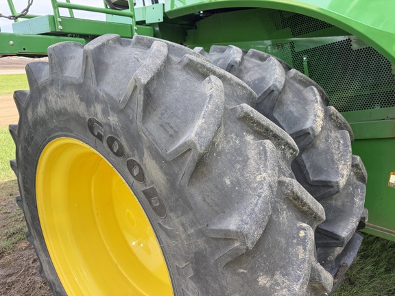 2023 John Deere S780 - Photo10