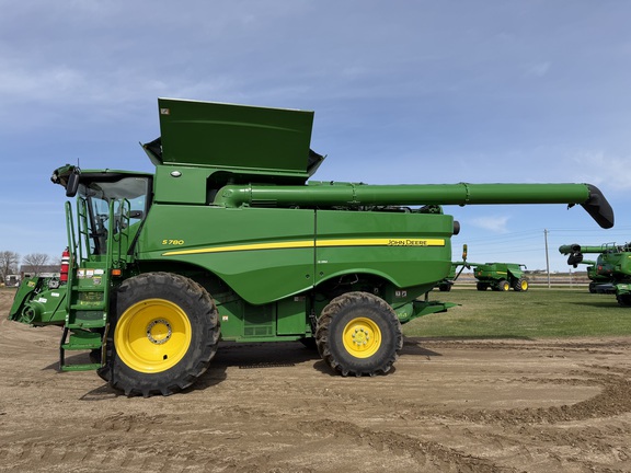 2023 John Deere S780 - Photo6