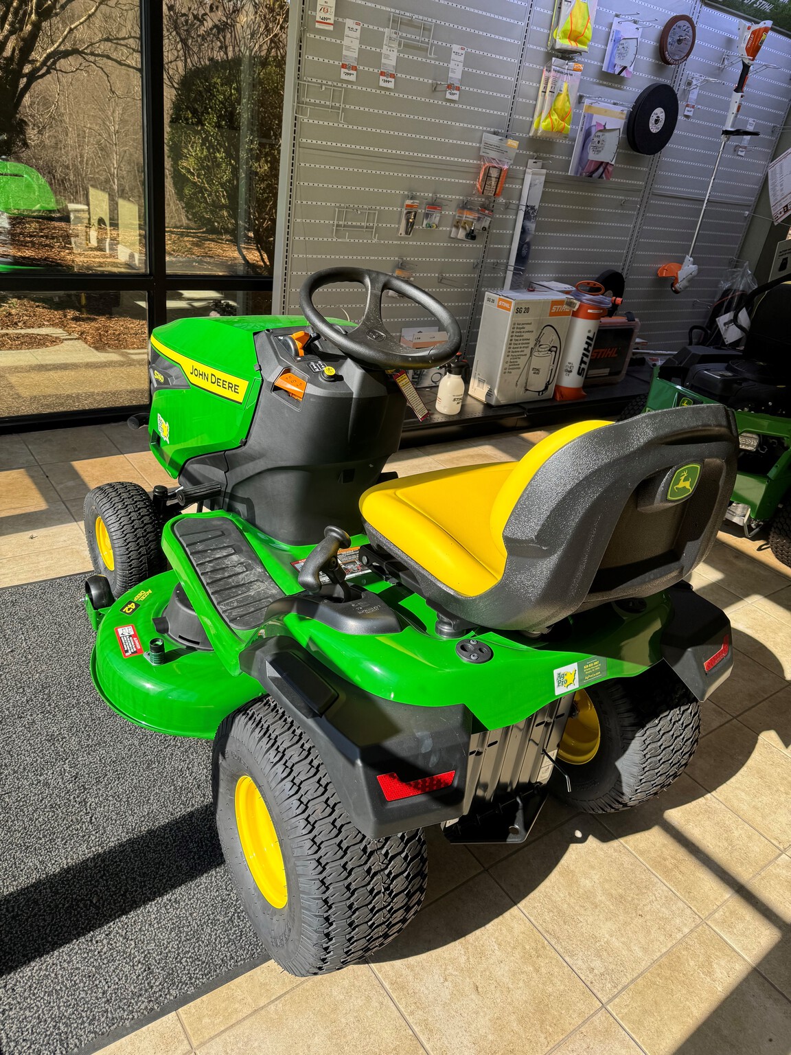 2025 John Deere S240 Image 2