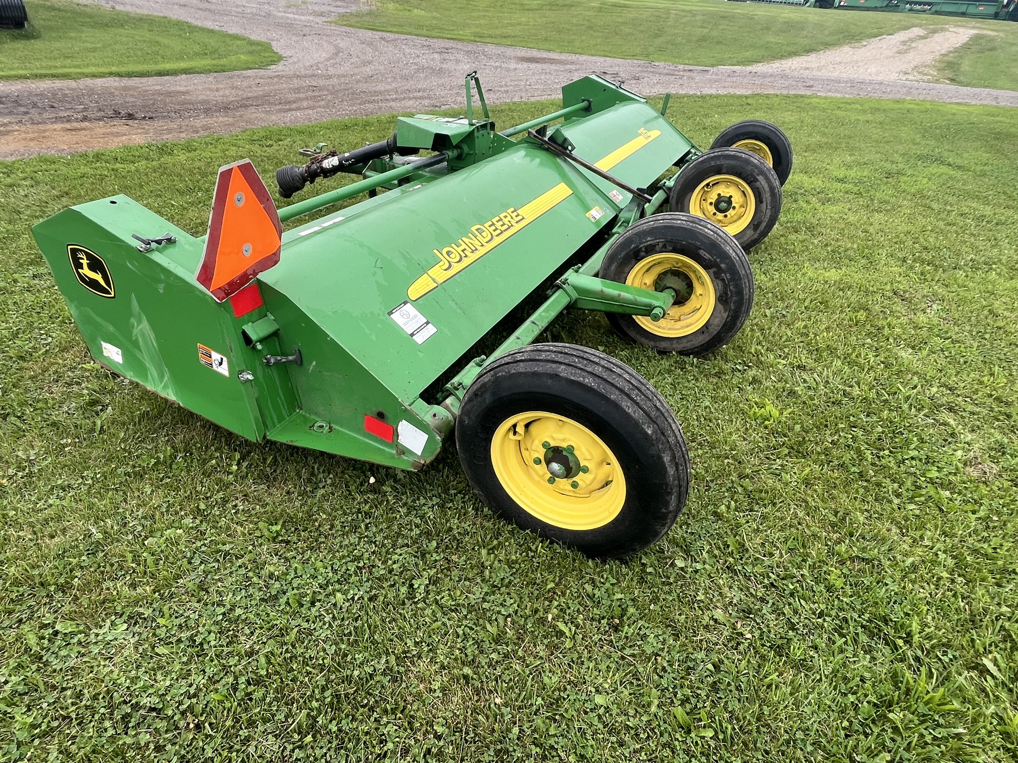 2010 John Deere 115 Image 5