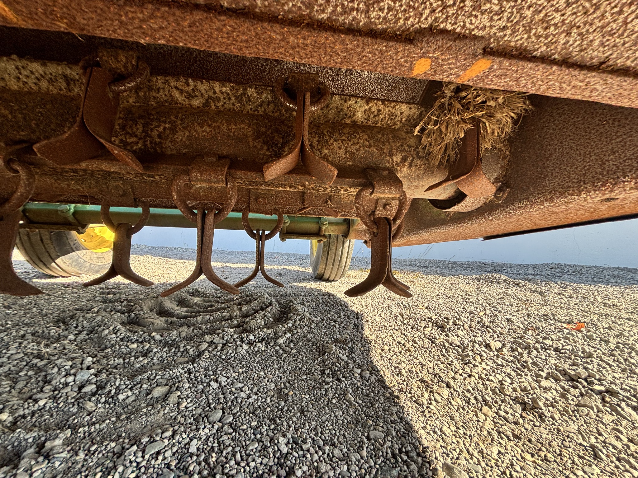 2010 John Deere 115 Image 8