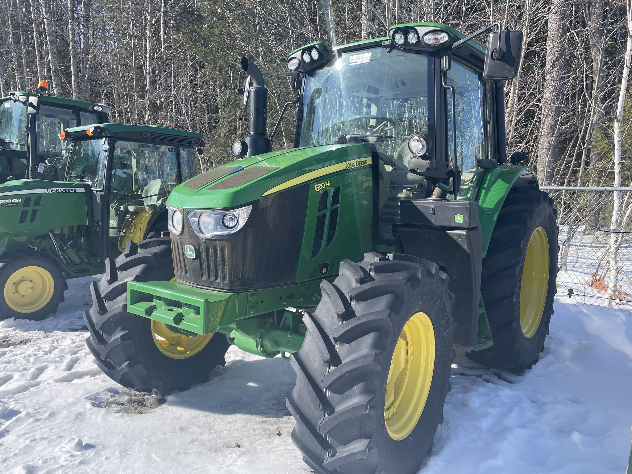 2020 John Deere 6110M Image 1