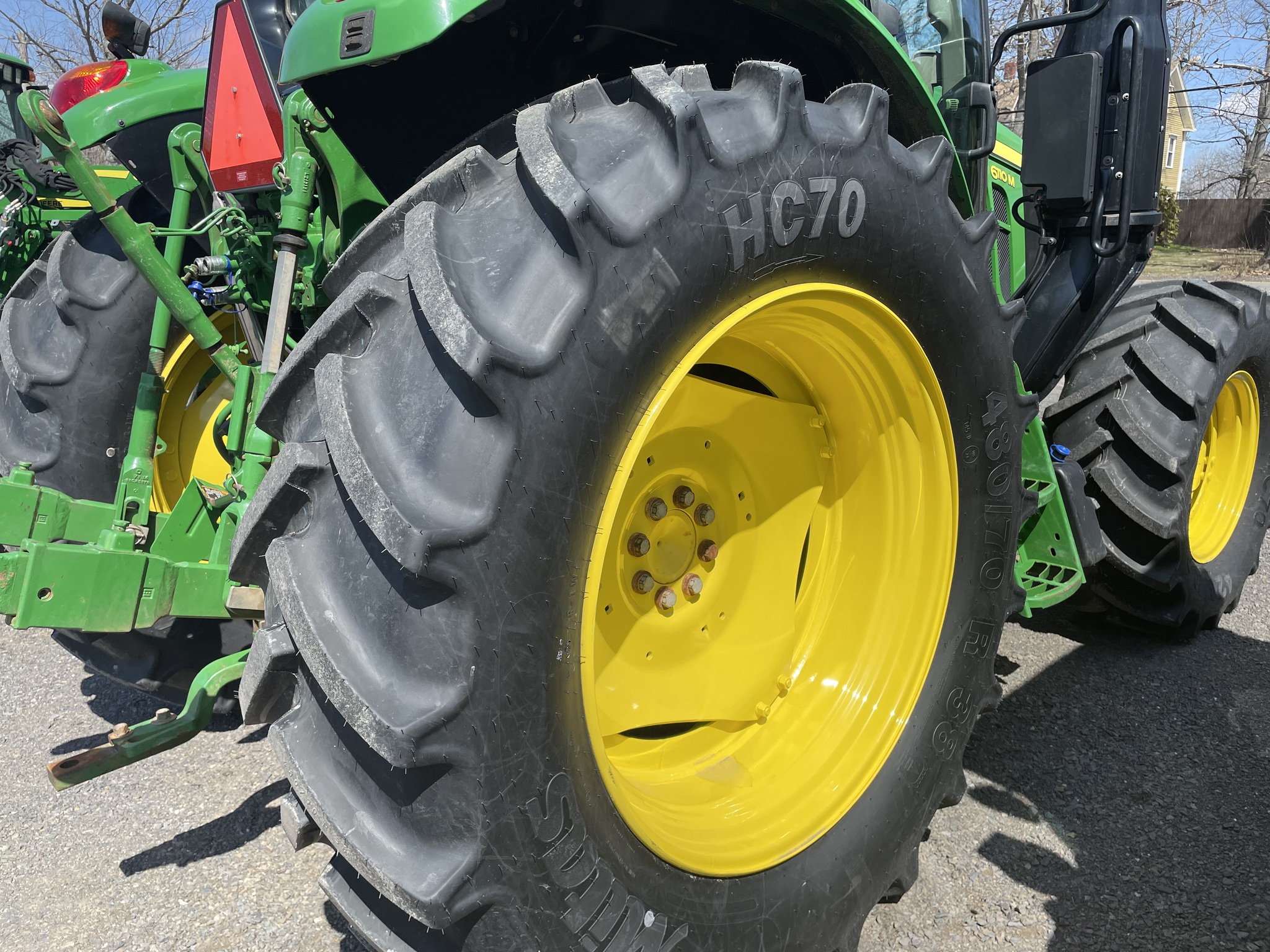 2020 John Deere 6110M Image 7