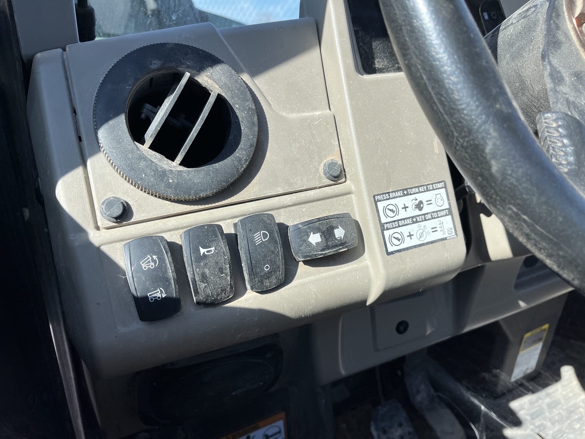  2023 John Deere XUV 835R at Heritage Tractor in Rogersville, MO