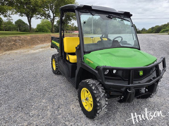 Photo of 2022 John Deere XUV 835M