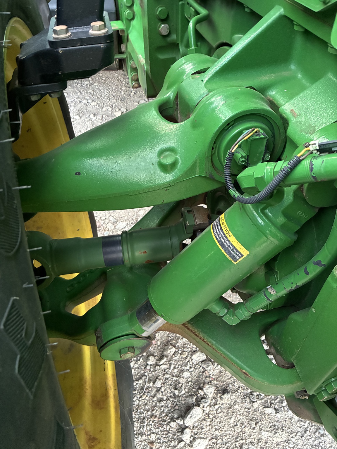 2012 John Deere 8260R Image 13