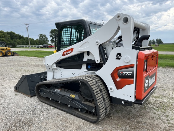 2025 Bobcat T770 - Photo7