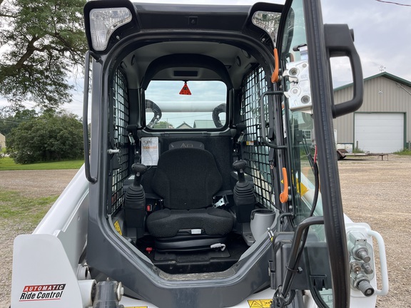 2025 Bobcat T770 - Photo18