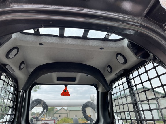 2025 Bobcat T770 - Photo19