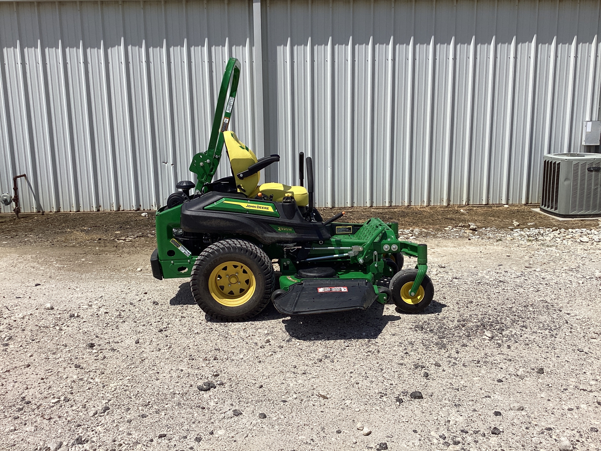 2024 John Deere Z920M Image 4