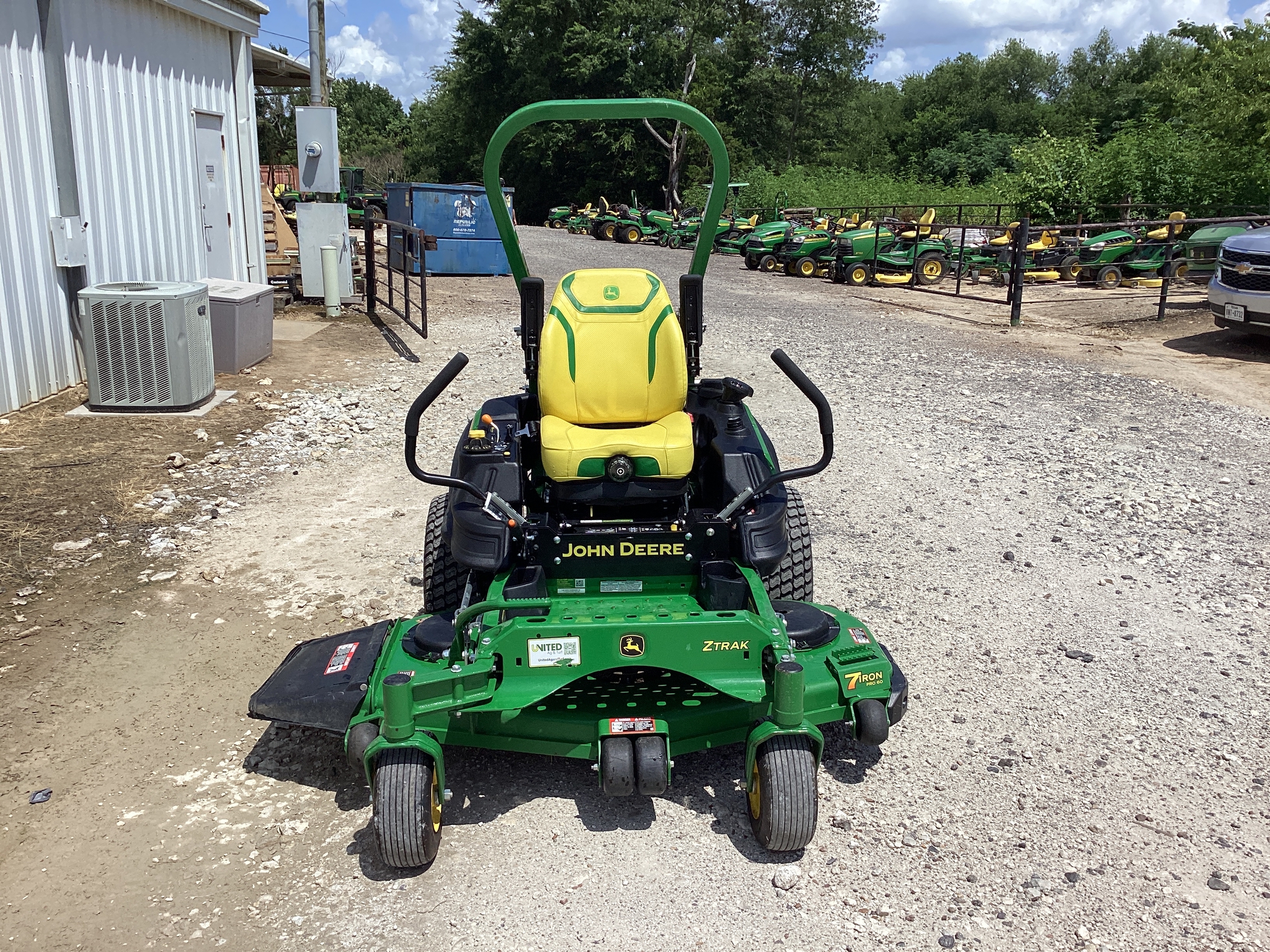 2024 John Deere Z920M Image 7